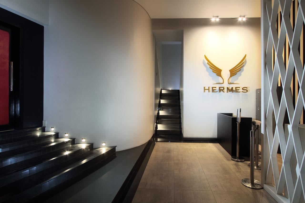 Helios Hotel Bone Watampone Exteriér fotografie